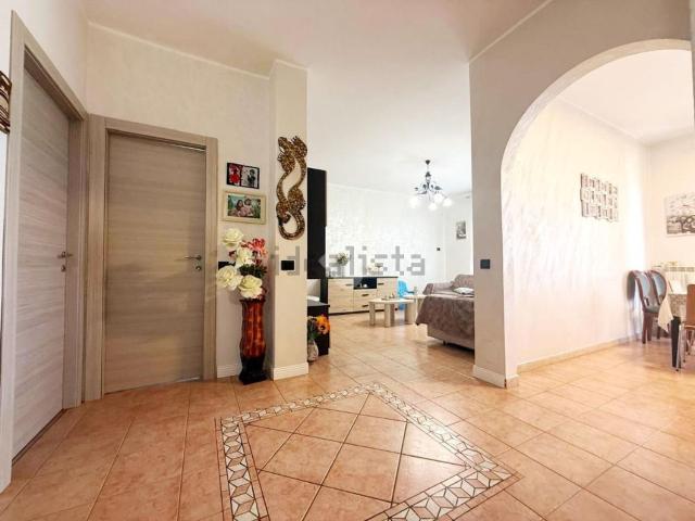 Appartamento in vendita di 90 m² in Viale Roma, 88