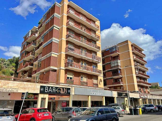 Appartamento in vendita di 90 m² in Viale Sant&apos Avendrace, 119