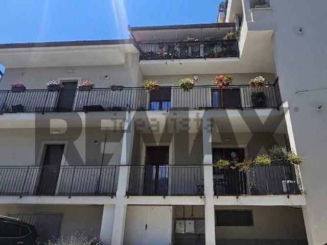Appartamento in vendita di 90 m² in Viale Spinelli, 15