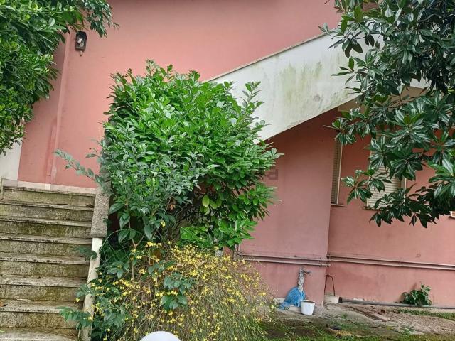Appartamento in vendita di 90 m² in Viale Veneto