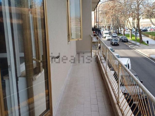 Appartamento in vendita di 90 m² in Viale Vittorio Fossombroni, 25