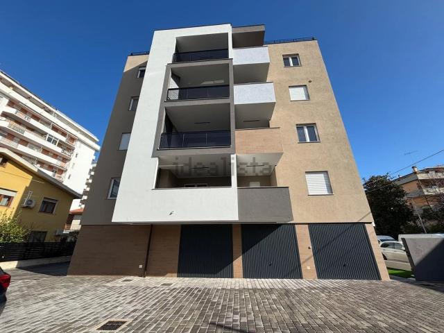 Appartamento in vendita di 90 m² in Via Mincio, 6