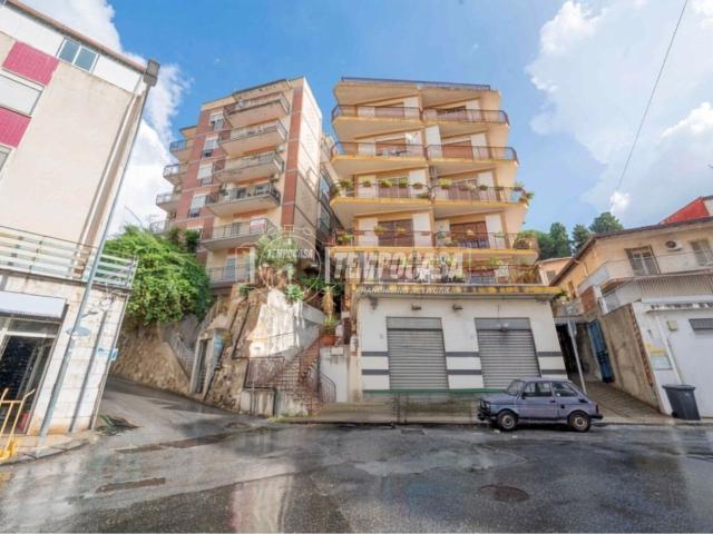 Appartamento in vendita di 90 m² in Via dei Carrai