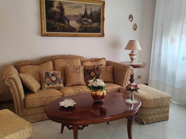 Appartamento in vendita di 90 m² in Via Montalbano