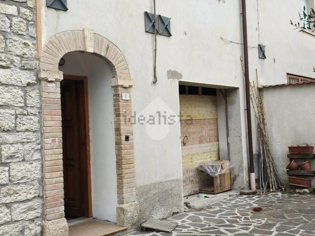 Appartamento in vendita di 90 m² in Via Roscello