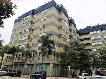 Appartamento in vendita di 91 m² in Piazza Cairoli, 28