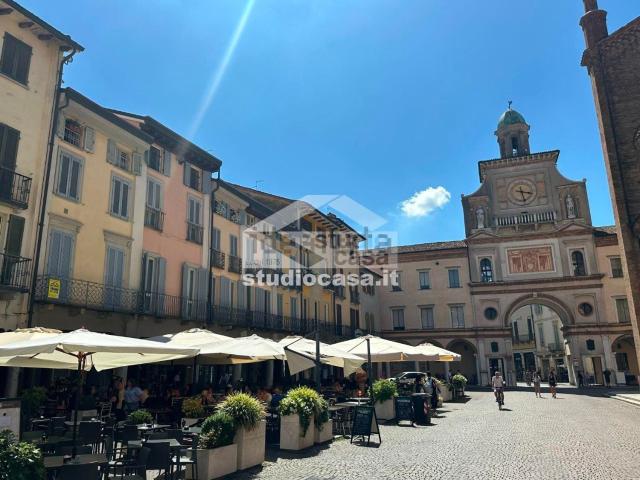 Appartamento in vendita di 91 m² in Piazza del Duomo