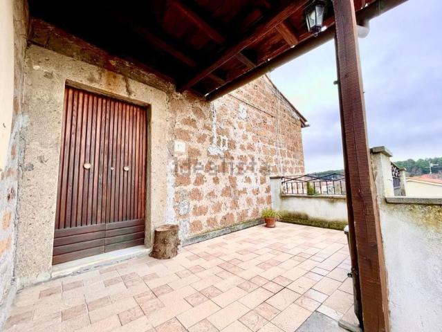 Appartamento in vendita di 91 m² in Strada Campogiordano, 11