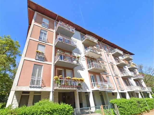Appartamento in vendita di 91 m² in Via Tolmezzo, 2