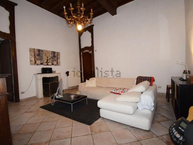 Appartamento in vendita di 91 m² in Via Trento, 36