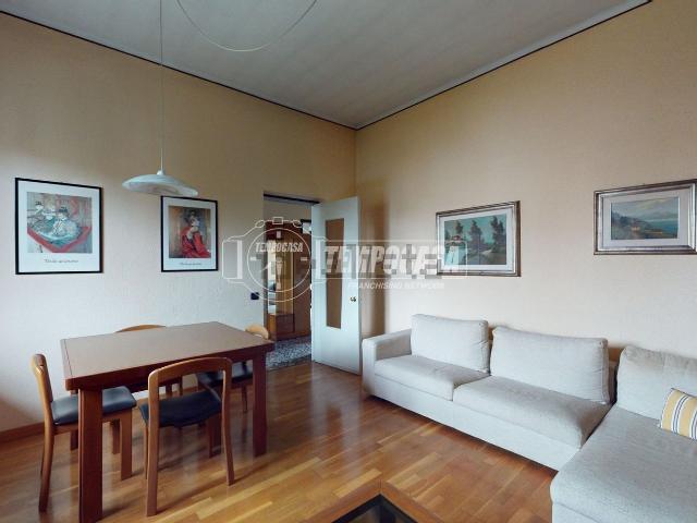 Appartamento in vendita di 91 m² in Via Trieste, 2