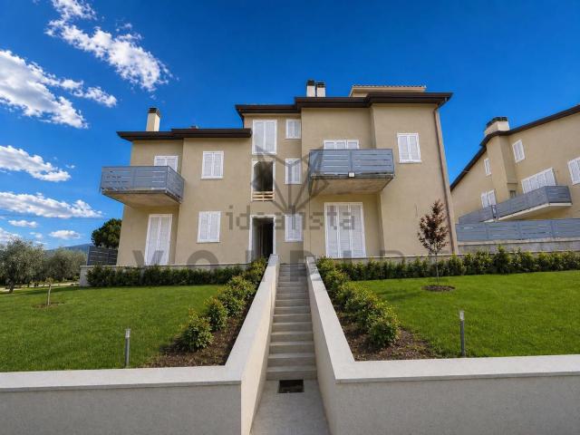 Appartamento in vendita di 91 m² in Via Ungheria
