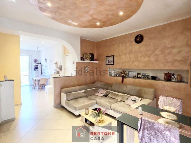 Appartamento in vendita di 91 m² in Via V. Veneto, 2