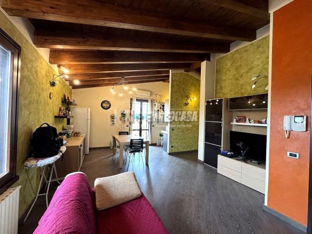 Appartamento in vendita di 91 m² in Via Verdeta, 50