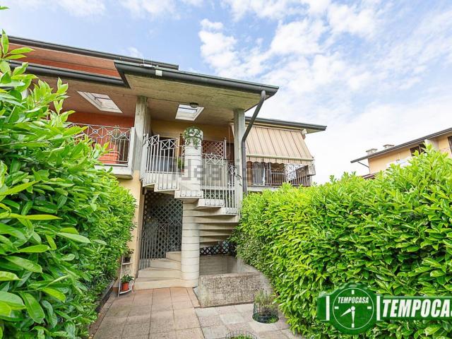 Appartamento in vendita di 91 m² in Via XXV Aprile