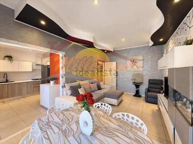 Appartamento in vendita di 91 m² in Via Adrano