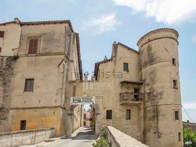 Appartamento in vendita di 91 m² in Via Aldo Moro, 36