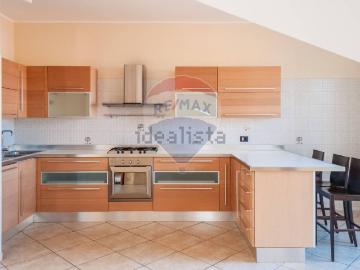 Appartamento in vendita di 91 m² in Via Allegria, 26