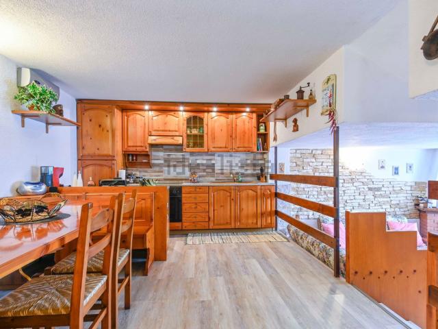 Appartamento in vendita di 91 m² in Via Amora Bassa