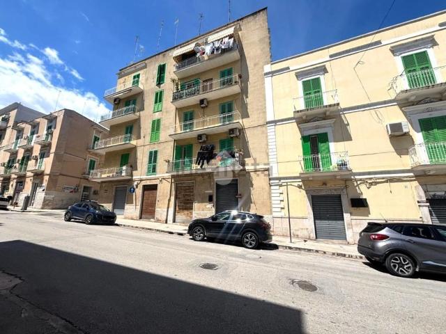 Appartamento in vendita di 91 m² in Via Baccarini, 40