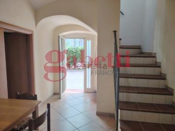 Appartamento in vendita di 91 m² in Via Borgo