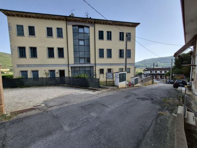 Appartamento in vendita di 91 m² in Via Cengio