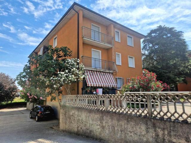 Appartamento in vendita di 91 m² in Via Chiesa, 14
