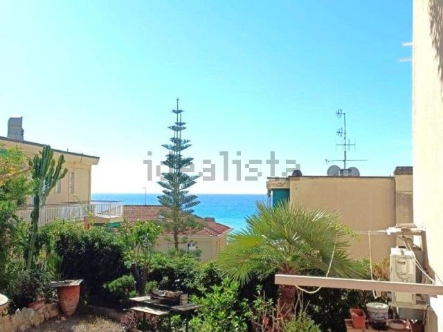 Appartamento in vendita di 91 m² in Via degli Ulivi, 2