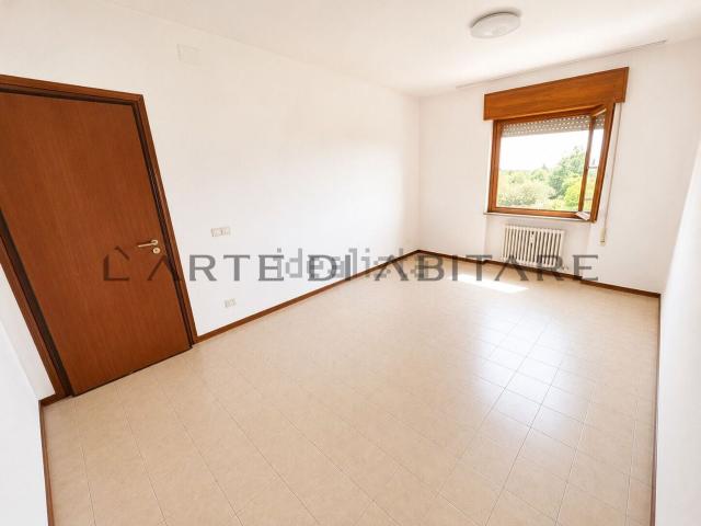 Appartamento in vendita di 91 m² in Via del Commercio, 24