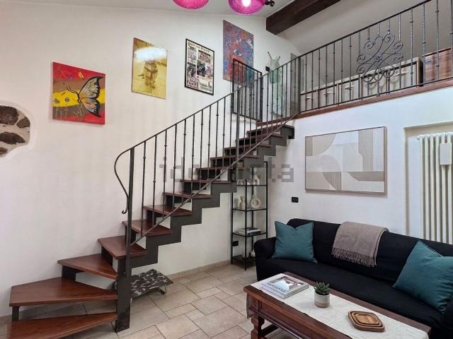 Appartamento in vendita di 91 m² in Via del Poggio, 20