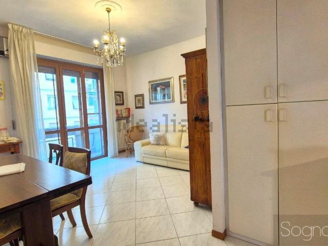 Appartamento in vendita di 91 m² in Via delle Cascine