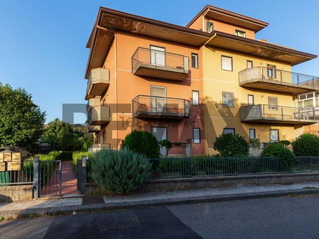 Appartamento in vendita di 91 m² in Via Domenico Gagini, 17