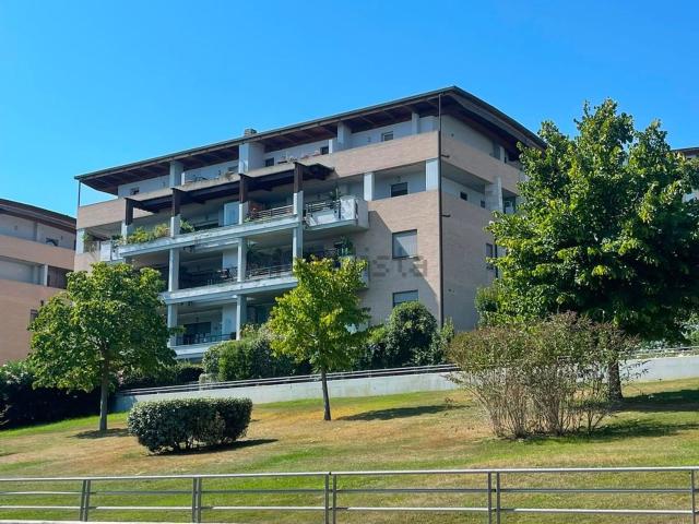 Appartamento in vendita di 91 m² in Via Emanuele di Simone