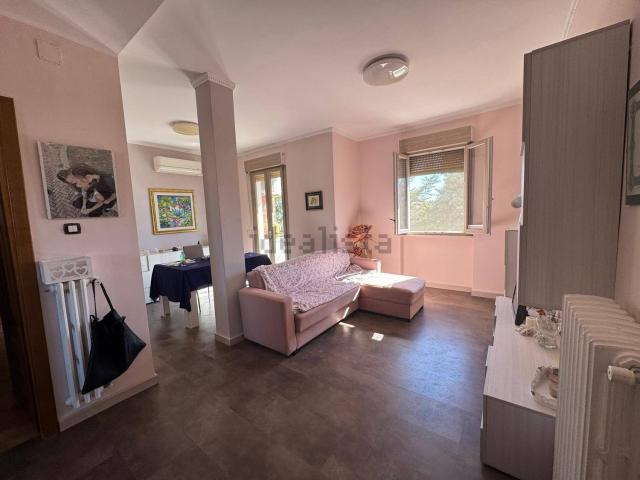 Appartamento in vendita di 91 m² in Via Eugenio Cirese, 1