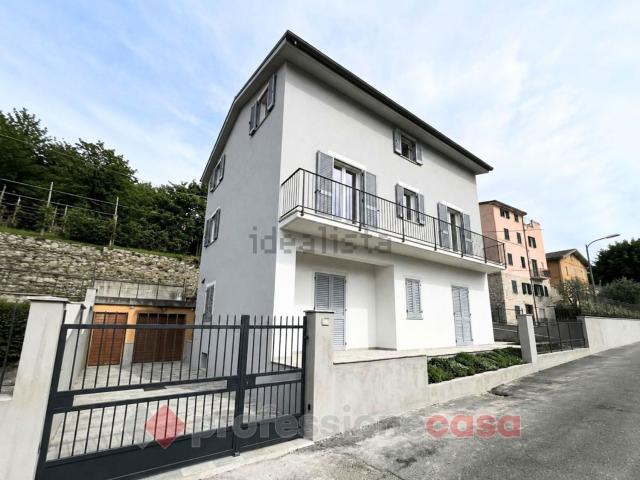 Appartamento in vendita di 91 m² in Via Fratelli Purgotti