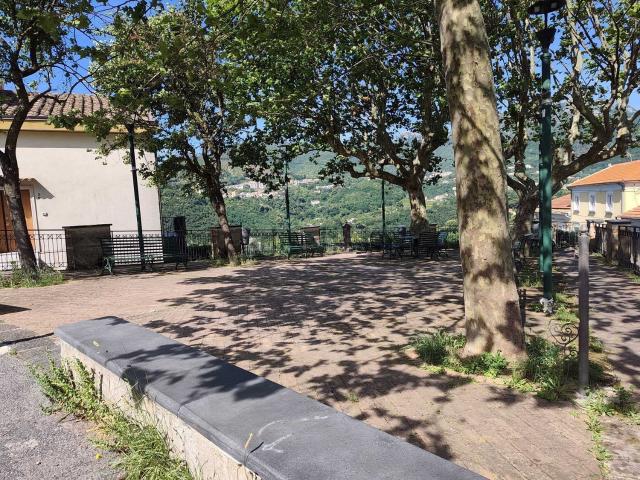 Appartamento in vendita di 91 m² in Via Gennaro Lamberti