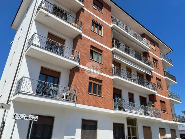 Appartamento in vendita di 91 m² in Via Giovanni Giolitti, 21