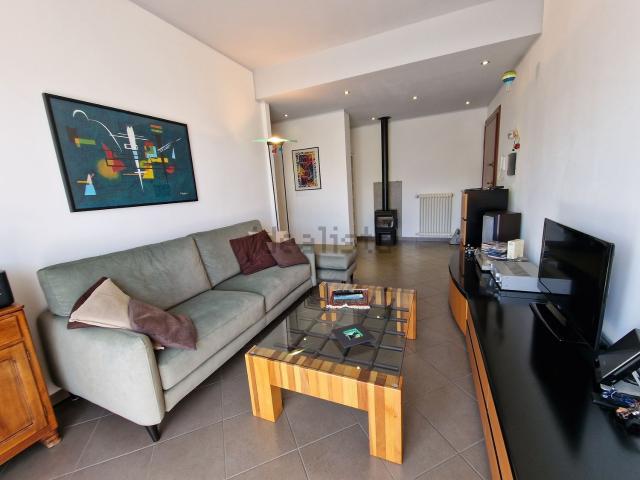 Appartamento in vendita di 91 m² in Via Giacomo Matteotti, 103