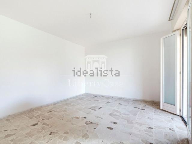 Appartamento in vendita di 91 m² in Via Giacomo Roveglio