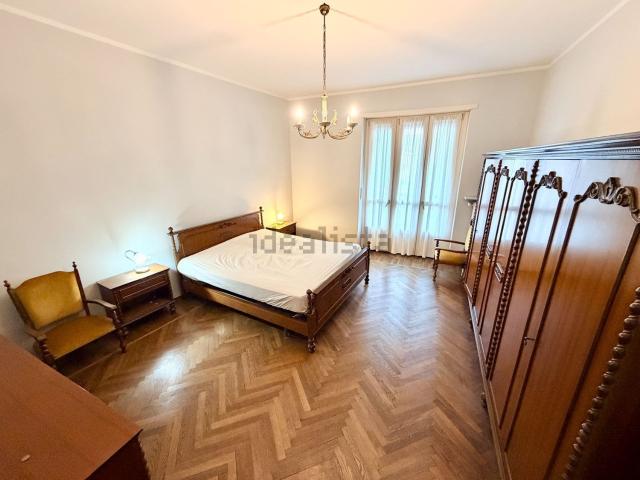 Appartamento in vendita di 91 m² in Via Gian A. Momo, 29
