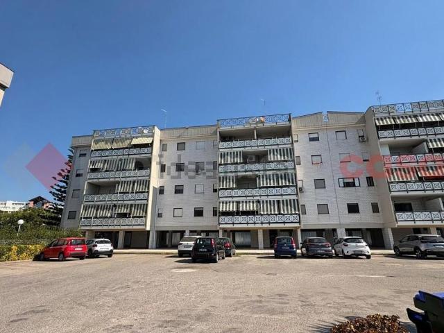 Appartamento in vendita di 91 m² in Via Napoli, 369