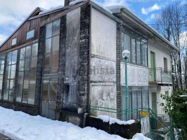 Appartamento in vendita di 91 m² in Via Panoramica, 49