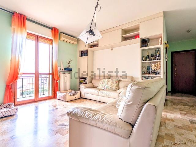 Appartamento in vendita di 91 m² in Via Papa XXIII, 6
