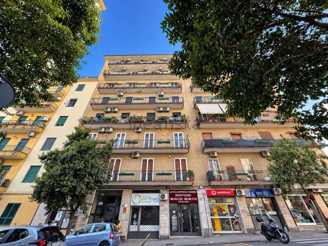 Appartamento in vendita di 91 m² in Via Pietro Castellino, 51