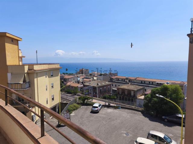 Appartamento in vendita di 91 m² in Via Santa Maria Teresa Federico