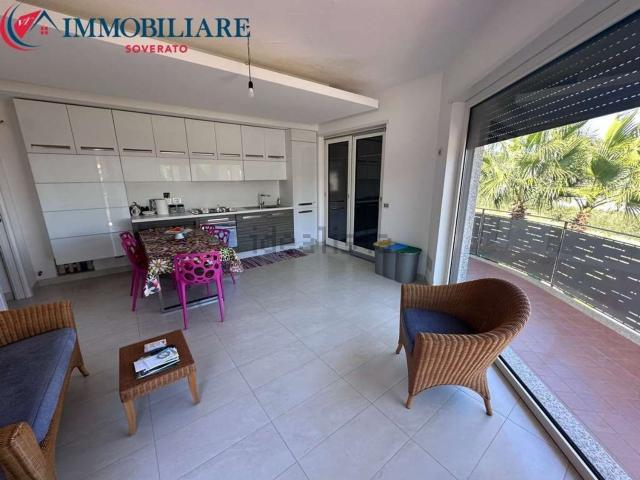 Appartamento in vendita di 91 m² in Via San Nicola, 24