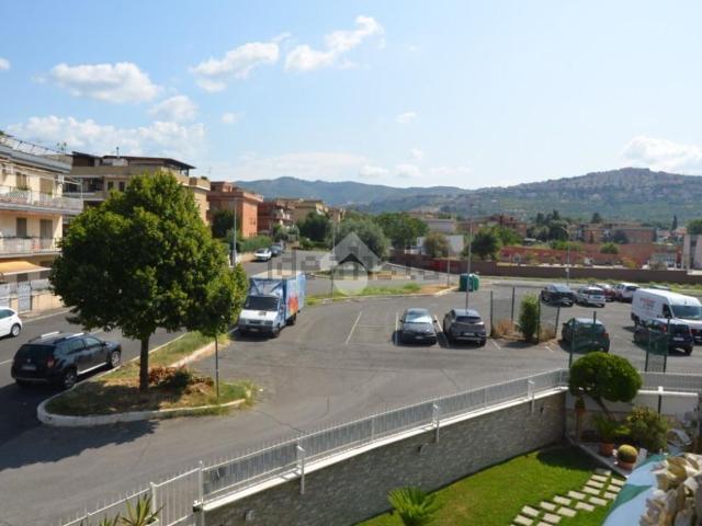 Appartamento in vendita di 91 m² in Via Sardegna, 27