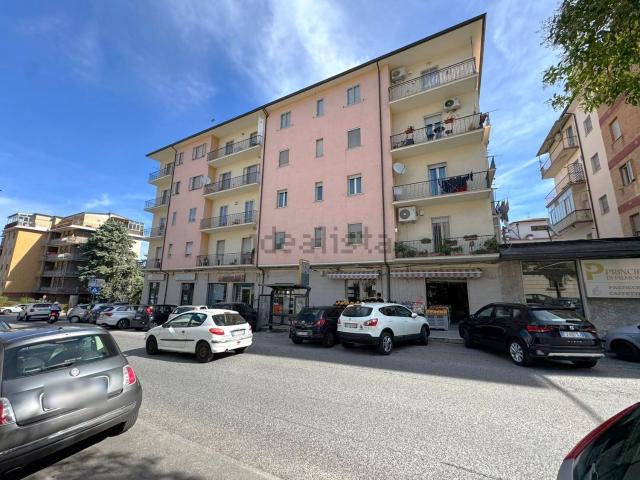 Appartamento in vendita di 91 m² in Viale Principe di Piemonte, 38