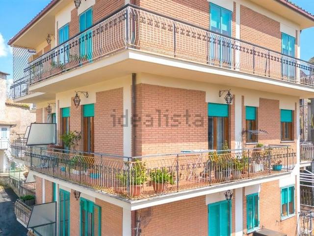 Appartamento in vendita di 91 m² in Viale San Francesco D&apos Assisi