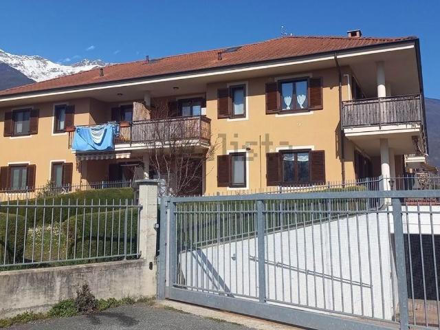 Appartamento in vendita di 92 m² in Frazione Vernetto, 72